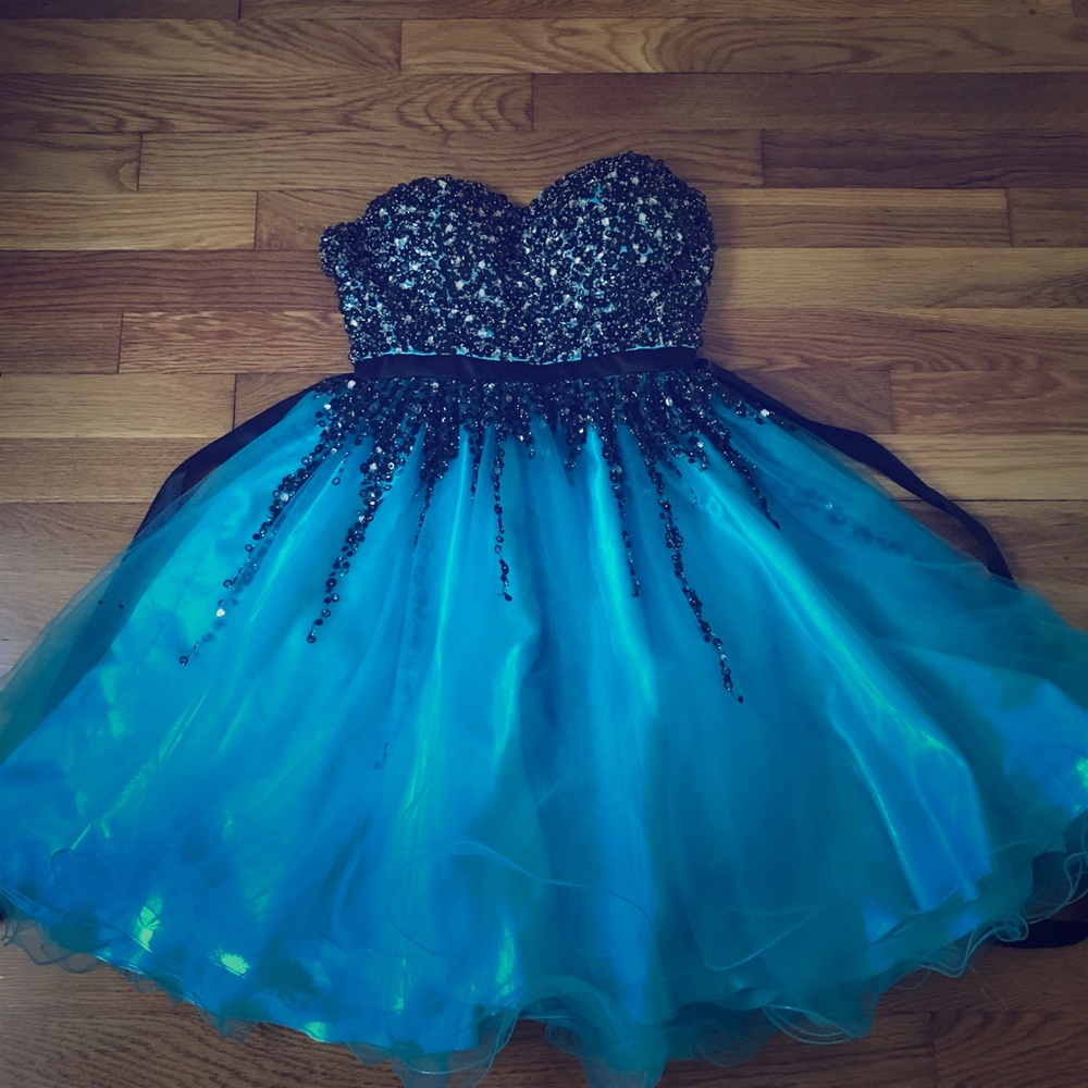 Blue dress